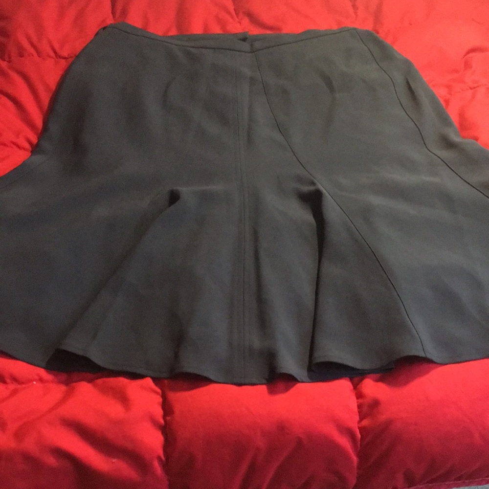Jones New York Gray Skirt - Picture 2 of 9